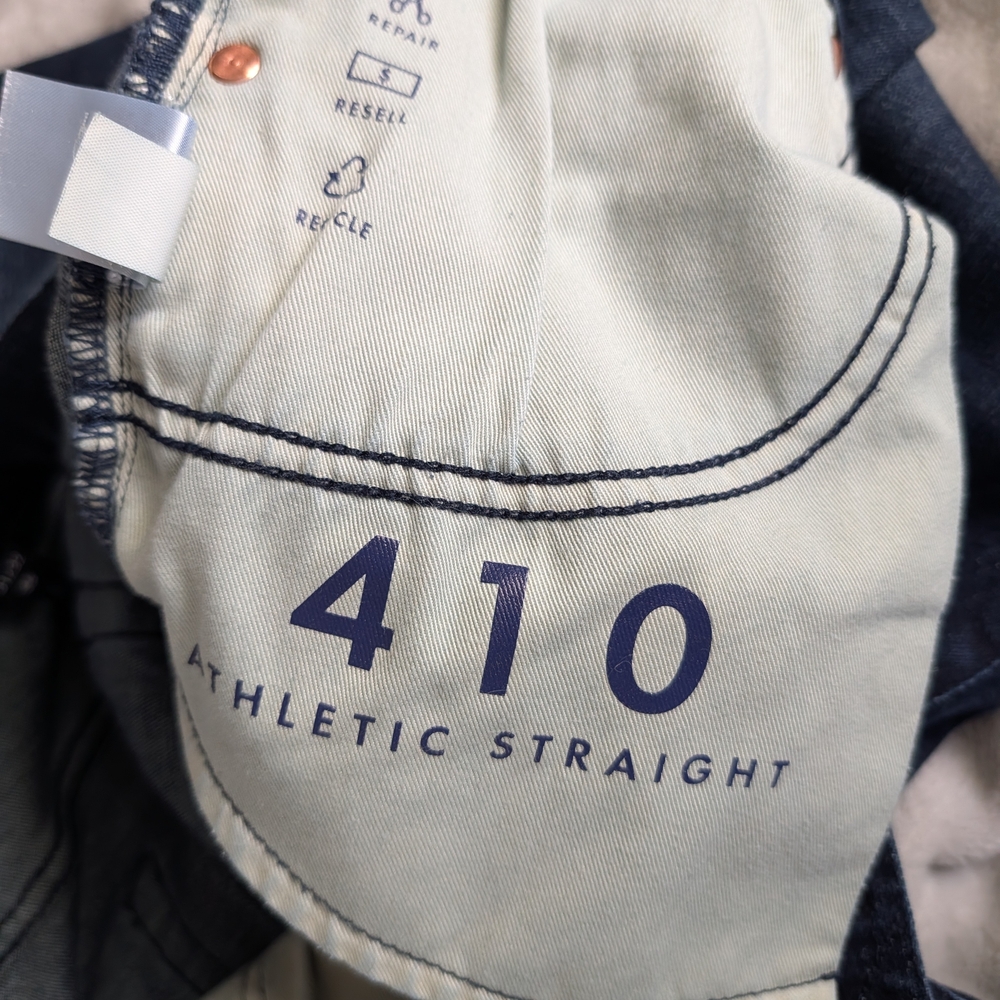 Lucky Brand 410 Athletic Straight Jeans Mens 31x32 Dark Wash Button Fly Stretch - Picture 4 of 10